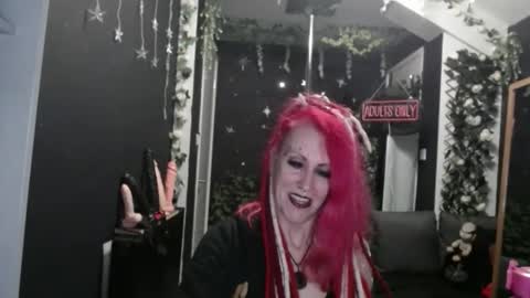 SaucySky online show from 02/25/26, 10:19