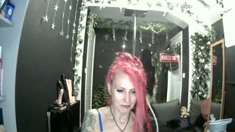 SaucySky online show from 06/05/26, 11:43