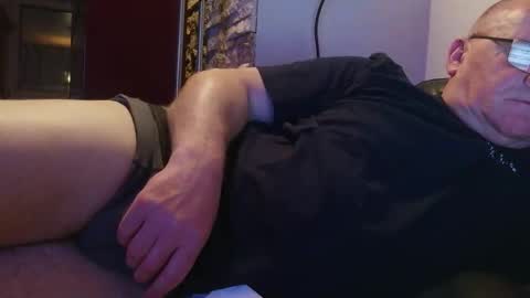 saugeil123 online show from 04/05/26, 09:12