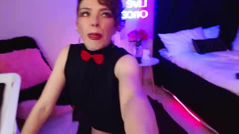 lilith online show from 11/29/25, 08:45