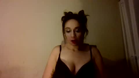 Snapshot of savagerager chatting on 11/09/25, 02:26 SavageRager online show from 11/09/25, 02:26