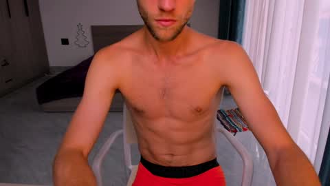 Snapshot of savak_hottie chatting on 05/14/26, 10:22 Savak Laakem online show from 05/14/26, 10:22