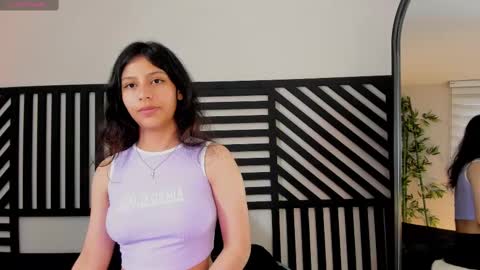 Snapshot of savannah_cameron chatting on 02/13/25, 03:56 Savannah online show from 02/13/25, 03:56