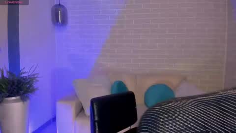 Snapshot of savannahstorm_ chatting on 02/13/25, 10:12 S a v a n n a h online show from 02/13/25, 10:12