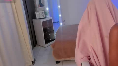 Snapshot of savannahwildee chatting on 02/06/25, 11:32 Savannahwildee online show from 02/06/25, 11:32