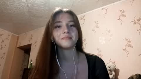Snapshot of savannasotos chatting on 09/24/25, 01:14 Sophie online show from 09/24/25, 01:14