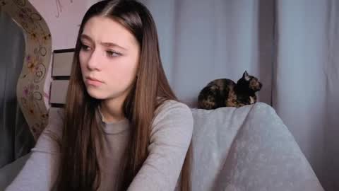 Sophie online show from 04/17/26, 11:24