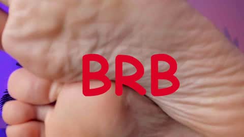 Snapshot of save_the_qween chatting on 12/27/24, 11:28 save the qween online show from 12/27/24, 11:28