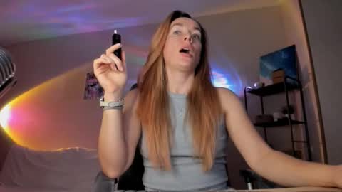 Snapshot of save_the_qween chatting on 11/05/25, 05:40 save the qween online show from 11/05/25, 05:40