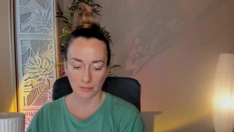 save the qween online show from 02/17/26, 06:43