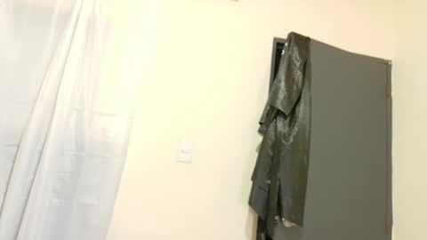 Snapshot of savory_pussy18 chatting on 02/09/26, 01:15 savory_pussy18 online show from 02/09/26, 01:15