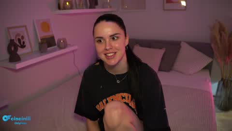 Snapshot of savvage_play chatting on 02/05/25, 07:53 Naomi online show from 02/05/25, 07:53