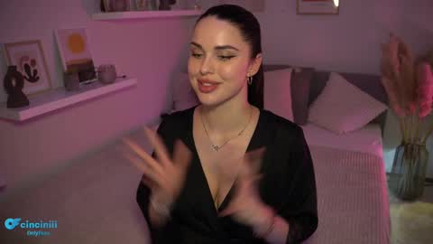 Snapshot of savvage_play chatting on 02/12/25, 10:37 Naomi online show from 02/12/25, 10:37