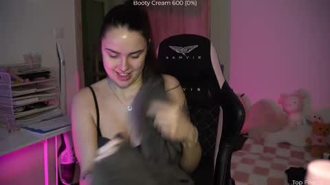 Naomi online show from 01/15/26, 08:56