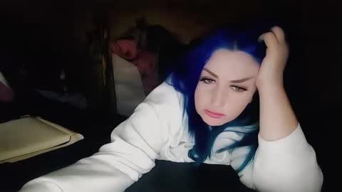 savvvmmm online show from 10/22/25, 08:08