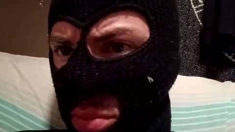 Snapshot of savyloko chatting on 11/18/25, 07:35 savyloko online show from 11/18/25, 07:35