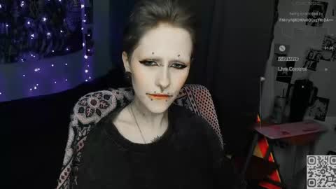 pronoun she. name Mary. age 21. online show from 04/27/26, 06:39