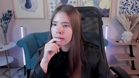 Saya online show from 07/11/26, 10:51