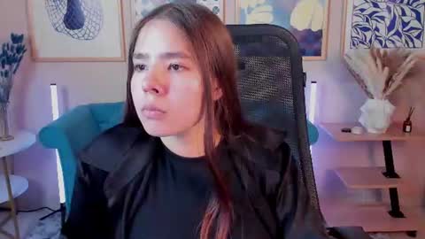 Saya online show from 07/12/26, 10:28