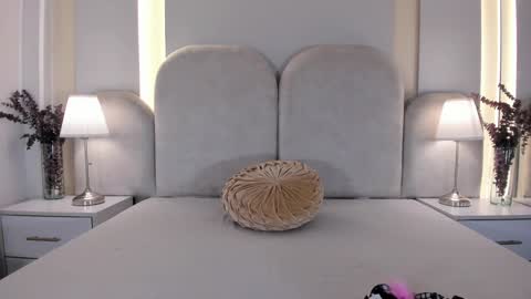 Say Lilith   Monday to Saturday 700am to 140pm Colombian time  online show from 01/11/25, 12:07