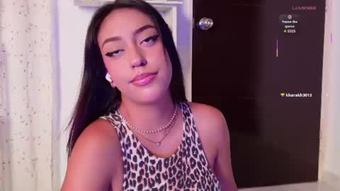 Snapshot of saylilith chatting on 07/01/26, 04:29 Say Lilith Monday to Saturday 700am to 140pm Colombian time online show from 07/01/26, 04:29
