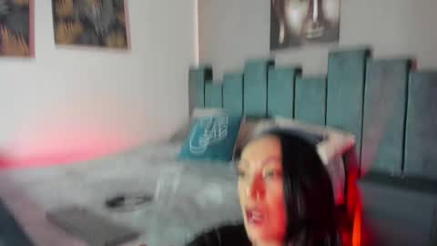 Scarleth online show from 10/28/25, 07:49