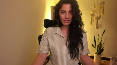 Snapshot of scalertt__steel_ chatting on 01/15/25, 03:29 Venus online show from 01/15/25, 03:29