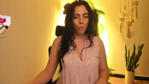 Snapshot of scalertt__steel_ chatting on 02/13/25, 12:43 Venus online show from 02/13/25, 12:43
