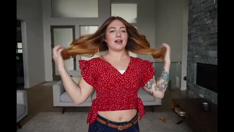 Snapshot of scarlajade chatting on 01/07/25, 09:35 scarlajade online show from 01/07/25, 09:35