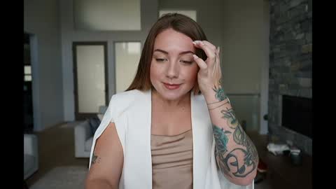 Snapshot of scarlajade chatting on 01/08/25, 08:18 scarlajade online show from 01/08/25, 08:18