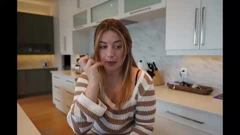 Snapshot of scarlajade chatting on 03/11/25, 11:26 scarlajade online show from 03/11/25, 11:26