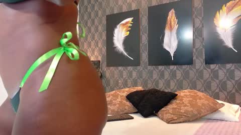 Snapshot of scarleetsmith chatting on 02/25/26, 12:15 Scarleet online show from 02/25/26, 12:15