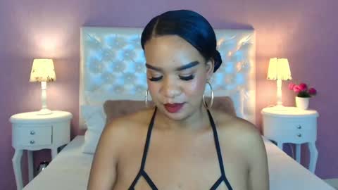 Snapshot of scarleett_fox_ chatting on 09/24/25, 10:57 Scartlett online show from 09/24/25, 10:57