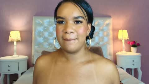 Snapshot of scarleett_fox_ chatting on 09/25/25, 11:03 Scartlett online show from 09/25/25, 11:03