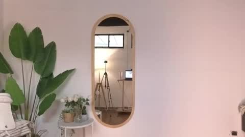 Snapshot of scarlet__15 chatting on 02/22/26, 01:20 scarlet__15 online show from 02/22/26, 01:20