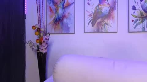 Scarlet online show from 12/18/25, 11:38