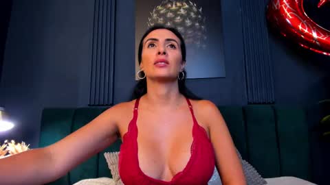 Scarlet Edwars online show from 02/17/25, 10:14