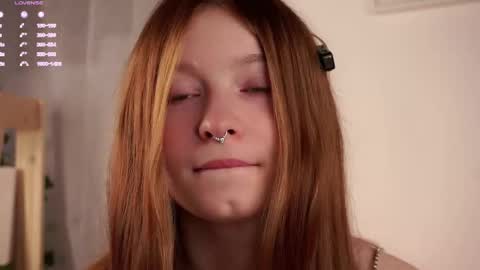 scarlet_fever10 online show from 10/20/25, 12:16