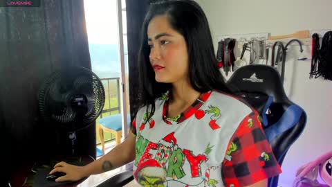 scarlet taylor kennedy online show from 12/26/24, 09:15