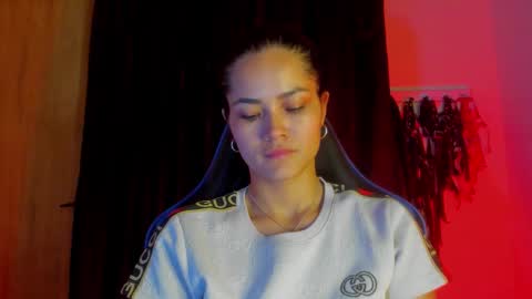 scarlet taylor kennedy online show from 11/05/25, 11:16