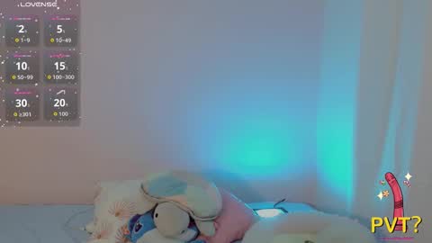 Scarlet  online show from 09/19/25, 04:03