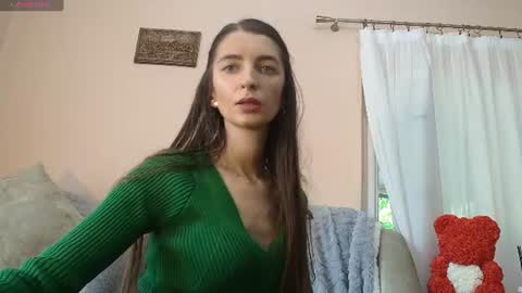 Snapshot of scarlet_rosse chatting on 07/09/26, 09:46 Scarlet online show from 07/09/26, 09:46