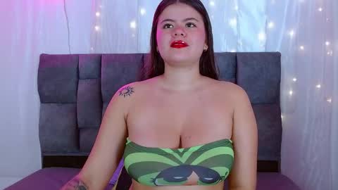Snapshot of scarlet_sexy12 chatting on 06/03/26, 03:39 scarlet_sexy12 online show from 06/03/26, 03:39
