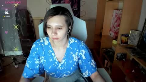 Alexandra online show from 02/14/26, 08:44