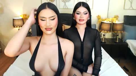 Scarlet online show from 04/17/26, 07:22