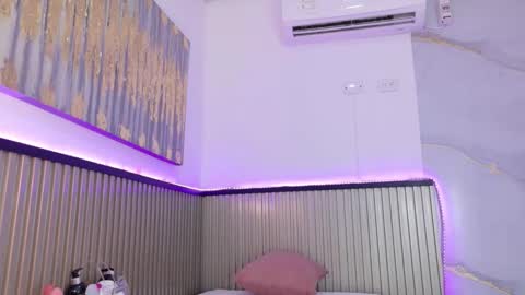 scarlet_vixen_ online show from 03/07/26, 02:25