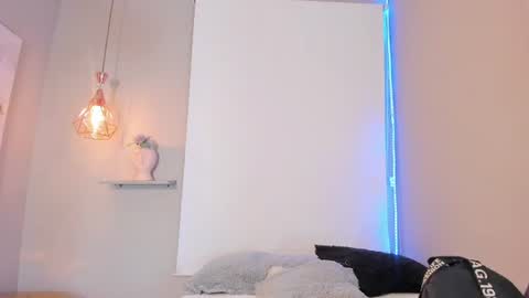 scarlet_vixen_ online show from 07/02/26, 12:33