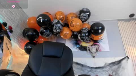 Scarlet online show from 10/24/25, 03:30