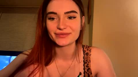 Snapshot of scarletbean chatting on 01/24/25, 11:48 scarletbean online show from 01/24/25, 11:48