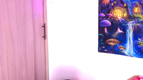 Scarlet online show from 11/08/25, 01:11